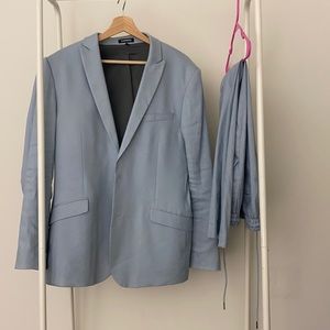 Express Men’s Suit